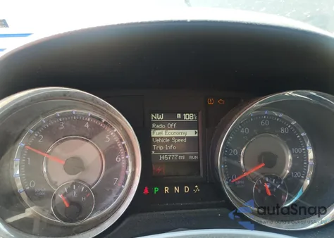 2013 Chrysler Town & Country Touring z USA, uszkodzony, nr VIN 2C4RC1BG3DR689283